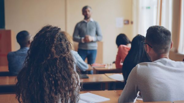 Comment réussir votre préparation estivale au CRFPA à Paris